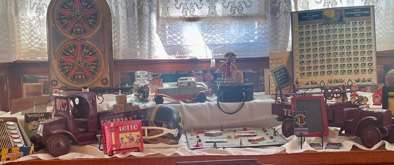 toys